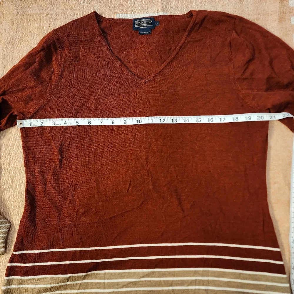 Pendleton Wool Sweater - Picture 7 of 8